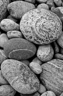 Gearrannan Pebbles in mono