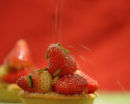 Strawberry Tartlets_with dropping sugar