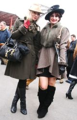 Davids Partner Eliza wins the Fashion Award Cheltenham Festival